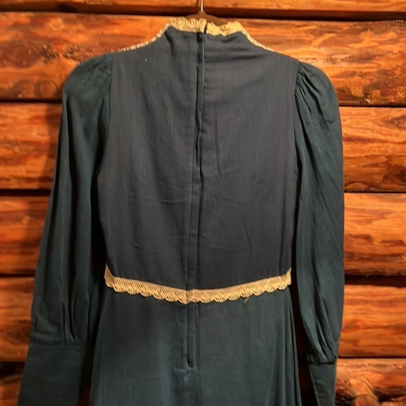 1970s Vintage Gunne Sax Dress in Navy Size 4 - Picture 3 of 7